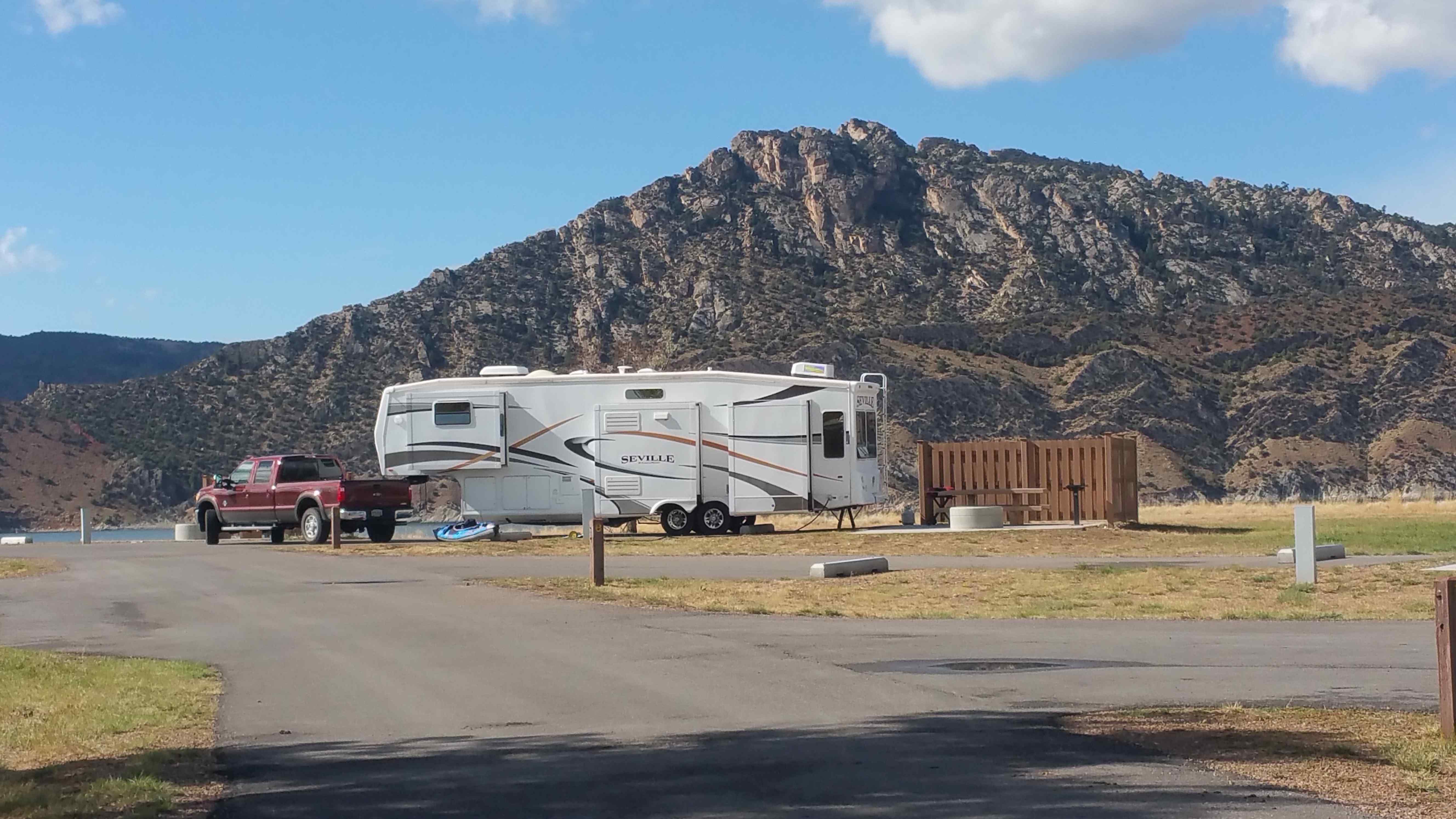 Exploring the Flaming Gorge - and Lucerne Campground