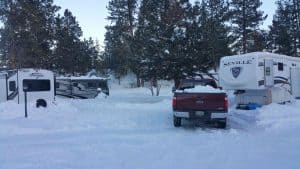 driving-in-winter-F250