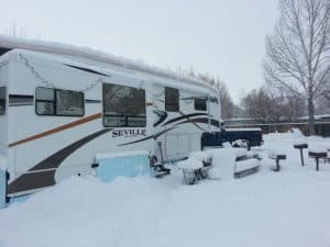 winter in the rockies in an rv