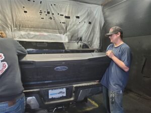 4-justin-logan-removal-tailgate